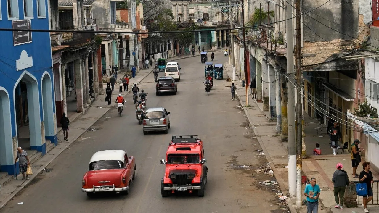 ABD'nin Küba'ya uyguladığı petrol ambargosu insani krizi derinleştiriyor