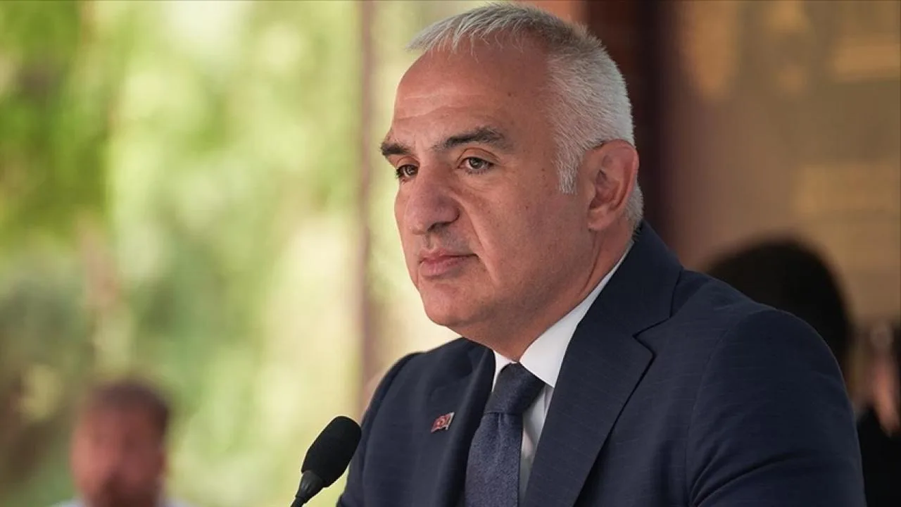 Adana'da gezici kütüphane öğrencilerin hayatına dokundu