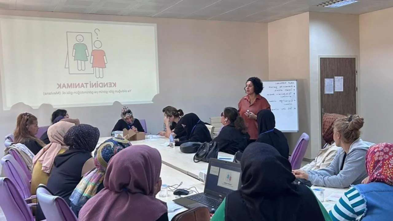 Aile Eğitim Programı ile 1,1 milyon kişiye eğitim