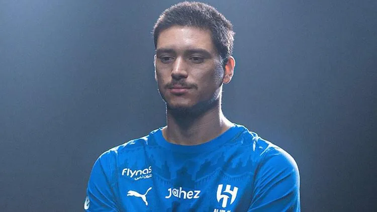 Al Hilal'de Darwin Nunez ve Pablo Mari lig kadrosundan çıkarıldı