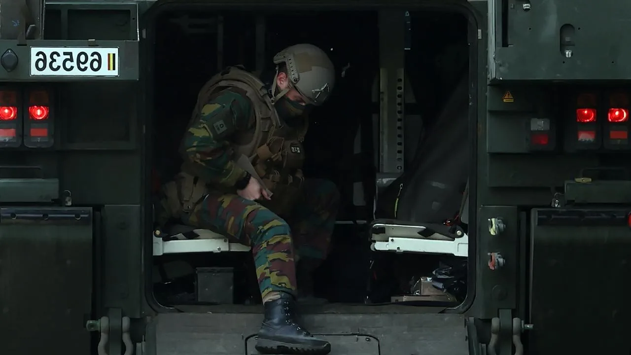 Belçika yedek askerlikte yaş sınırını yükseltti, güvenlik yaklaşımı değişiyor