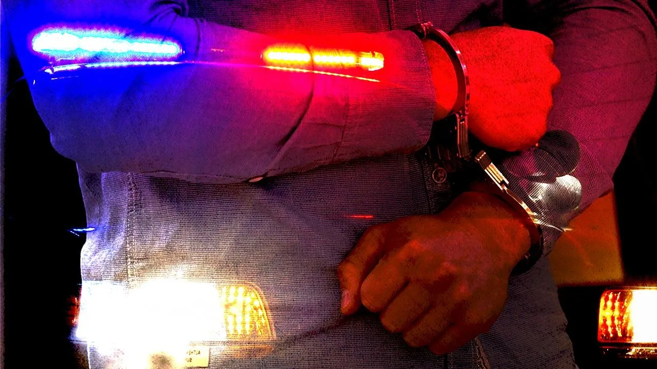 Bıçaklanan gencin ailesini tehdit eden üç kişi tutuklandı