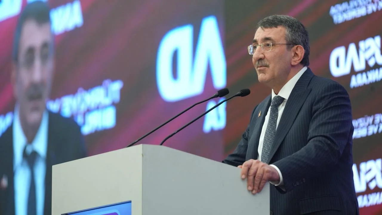 Enflasyonda gerileme sürerken finansal istikrar hedefi öne çıkıyor