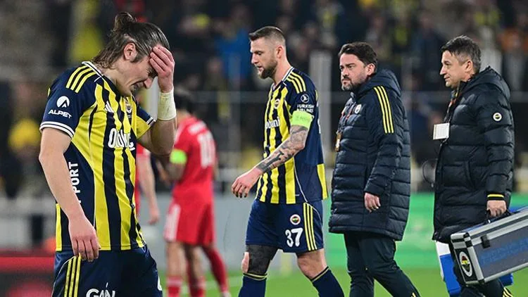 Fenerbahçe'de stoper krizi 3. sezonda da kapıyı çaldı