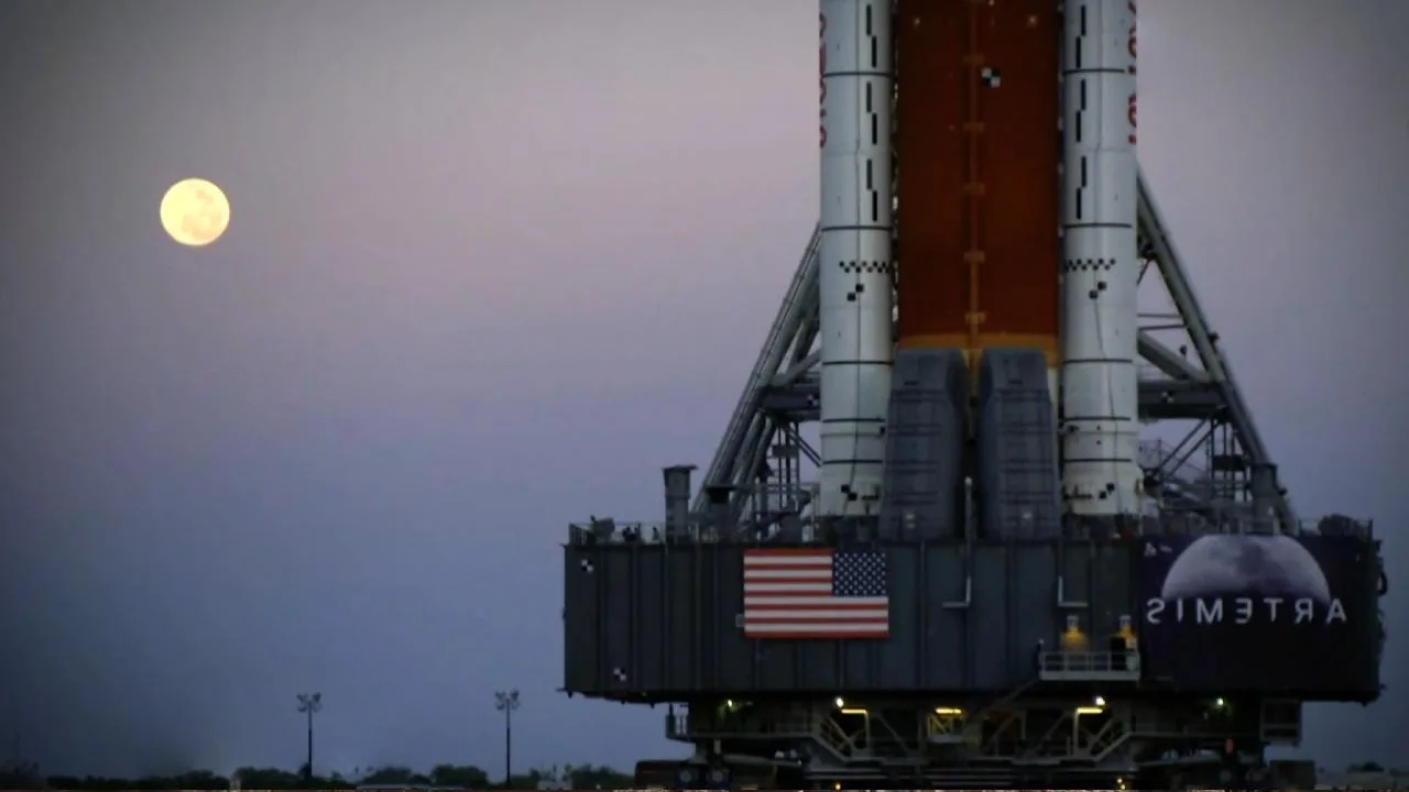 NASA'nın Ay misyonunda yeni erteleme küresel yarışa yansıyor