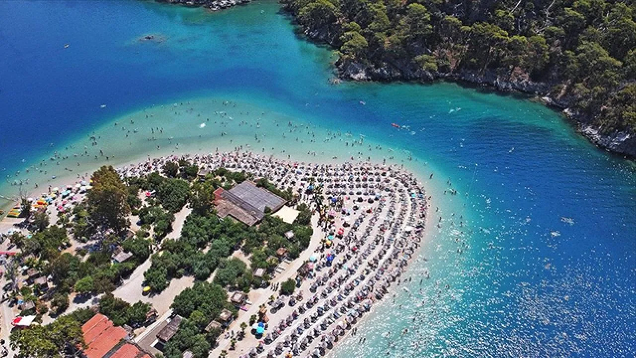 Tatil dönemlerinin çakışması turizmde erken hareketliliği tetikledi