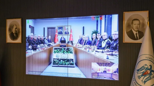 81 il valisi Ramazan Bayramı tedbirlerini VKS toplantısında görüştü
