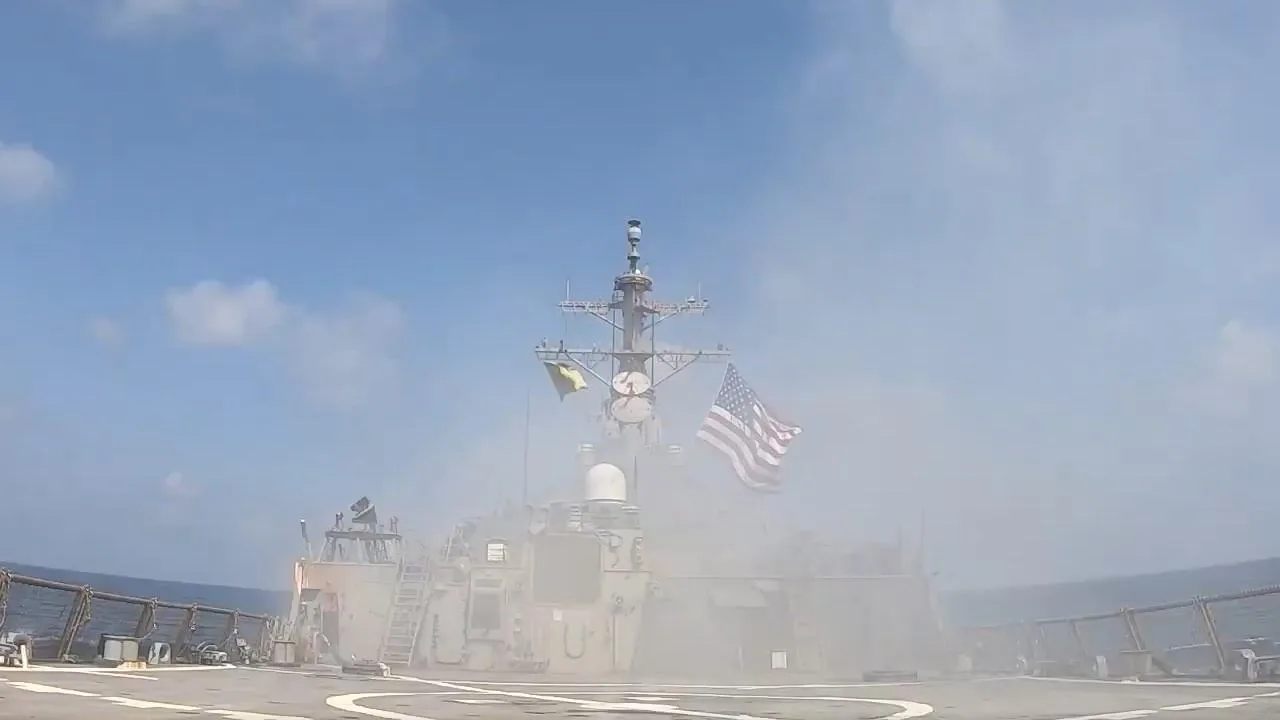 ABD İran'da 2 bin hedefi vurdu, 17 gemi batırdı