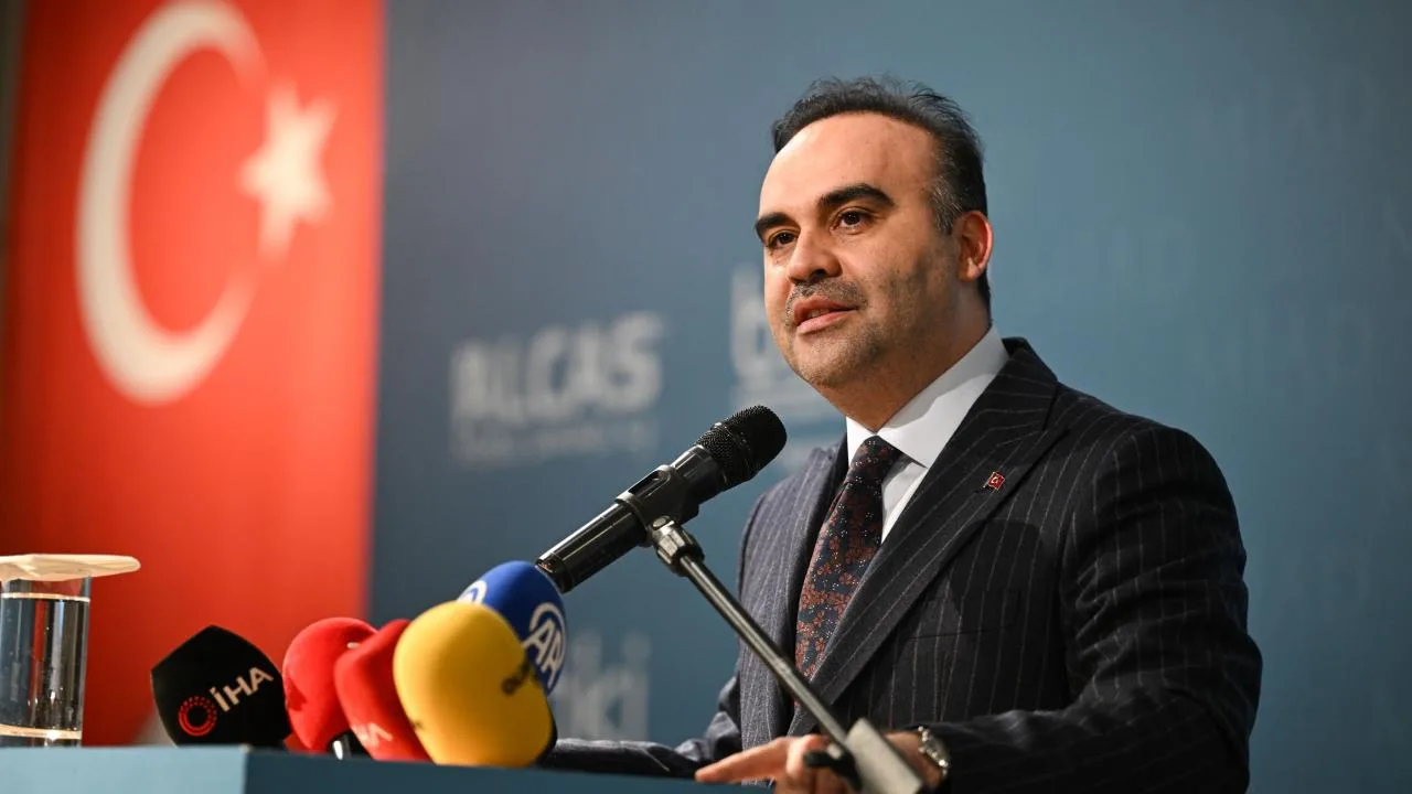 Bakan Kacır: 23 yılda Türkiye'nin OSB sayısı iki katına çıktı, 2,7 milyon kişiye istihdam sağlandı