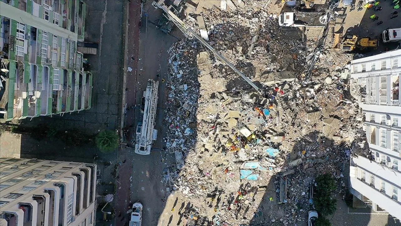 Belük Apartmanı'nda ruhsatsız inşaat süreci bilirkişi raporunda incelendi