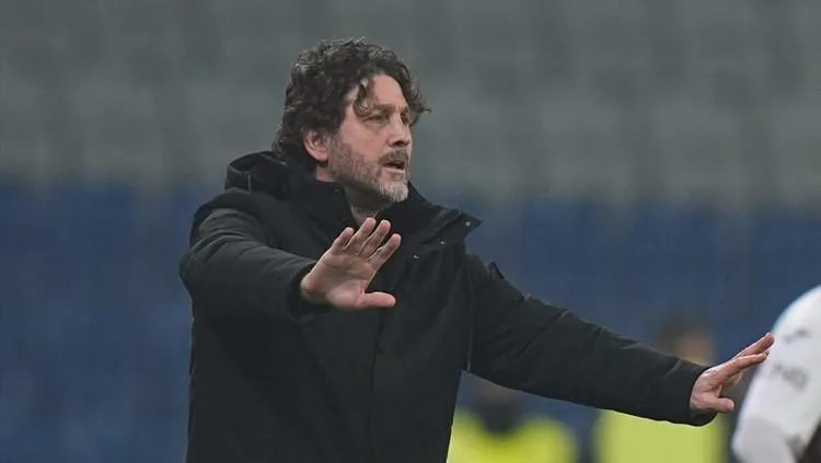 Fatih Tekke sosyal sorumluluk ödülüne layık görüldü