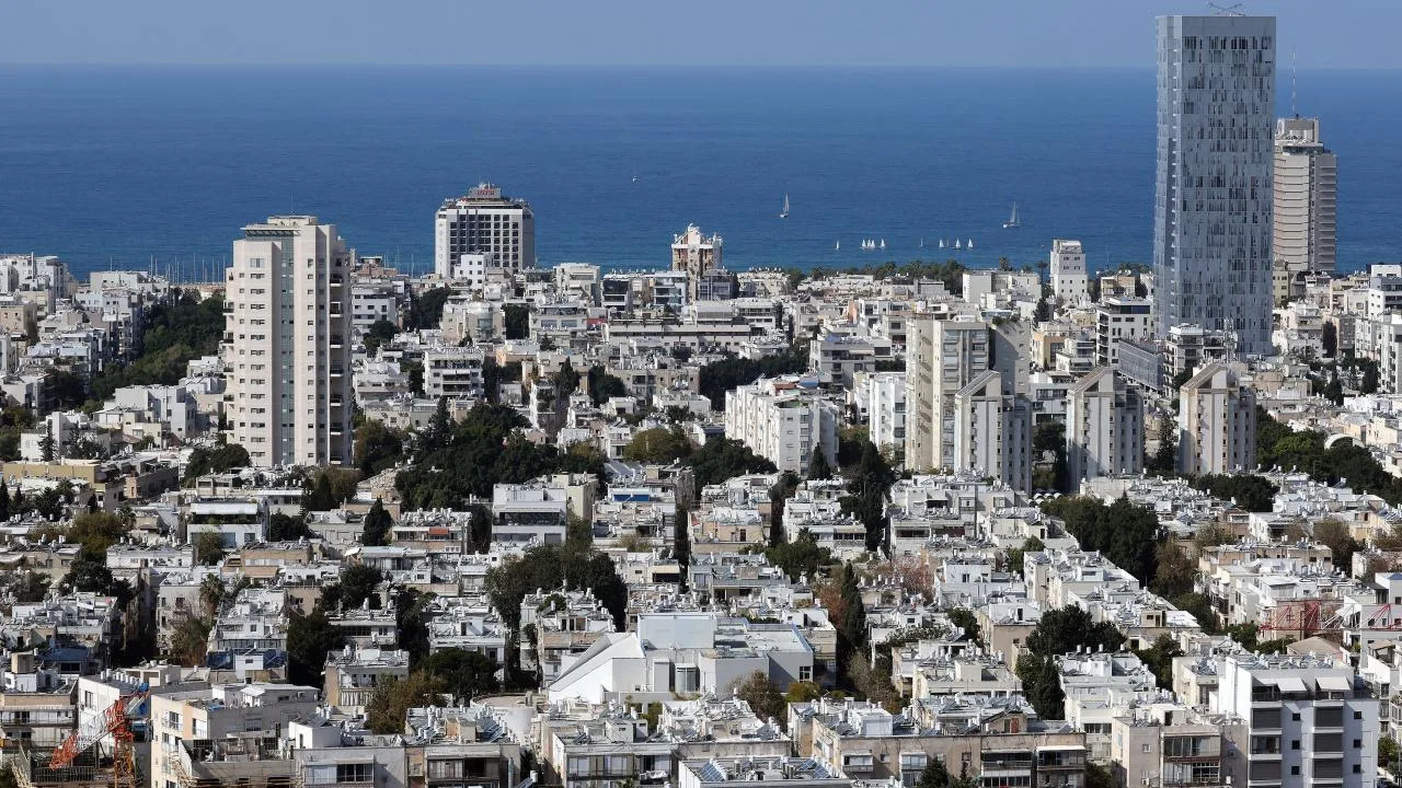 İran'dan İsrail'e 11 saat sonra yeni füze saldırısı: Tel Aviv'de patlama sesleri