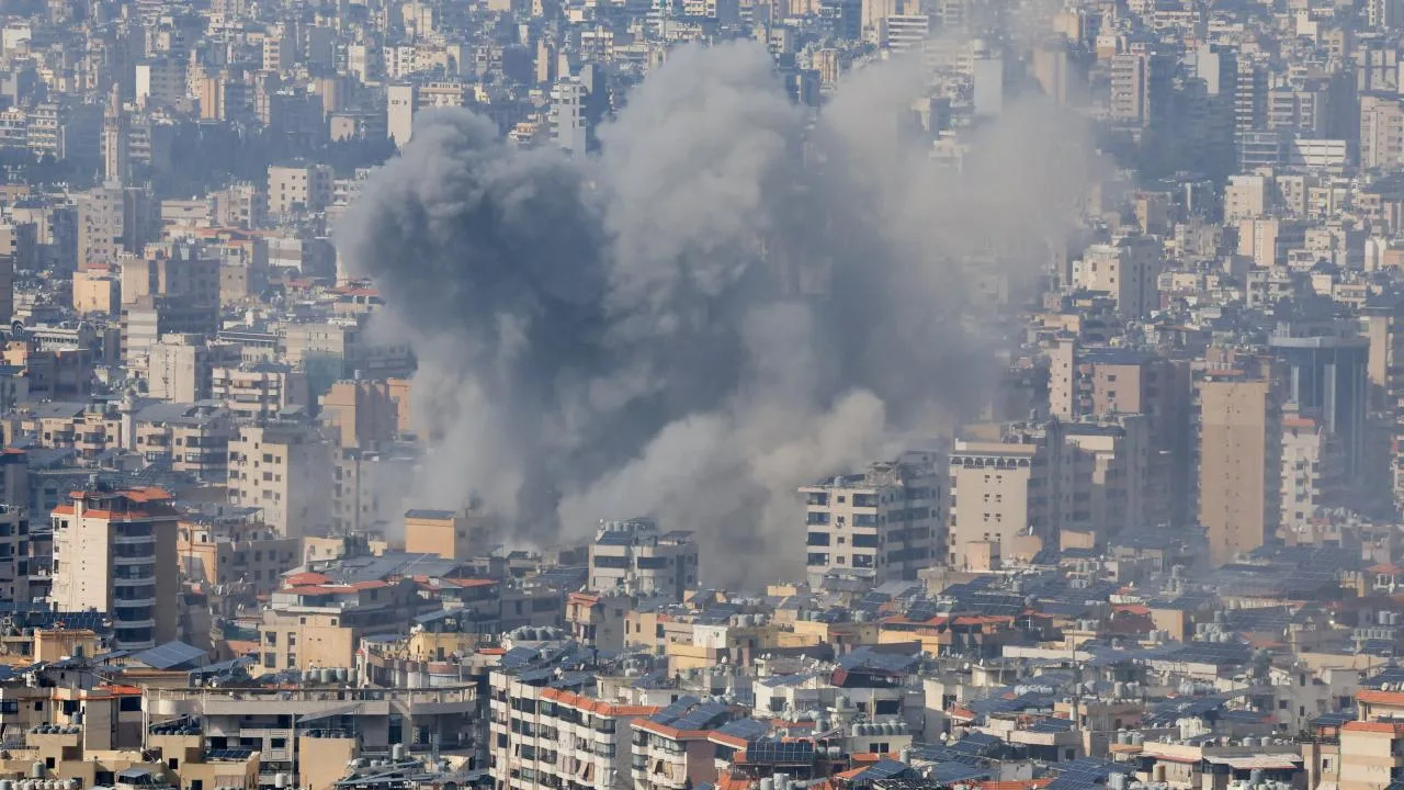 İsrail Beyrut'u hedef aldı: 26 dalga hava saldırısı düzenlendi