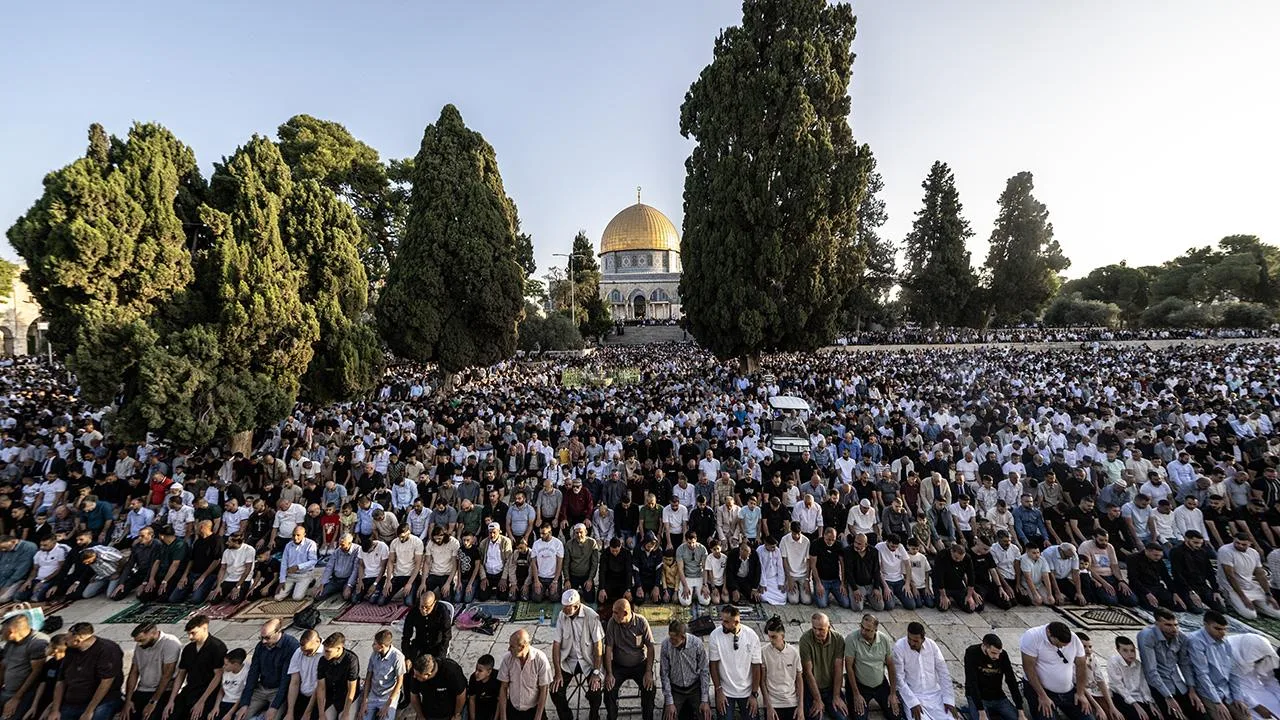 İsrail'den Mescid-i Aksa'ya Giriş Yasağı: Cuma Namazı Kılınmayacak