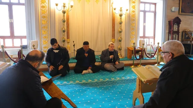 Kahramanmaraş'ta görme engelli üç hafız Ramazan'da mukabele okuyor