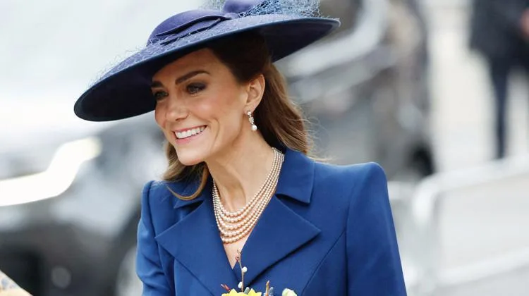 Kate Middleton, Kraliyet Mücevherleriyle Göz Kamaştırdı