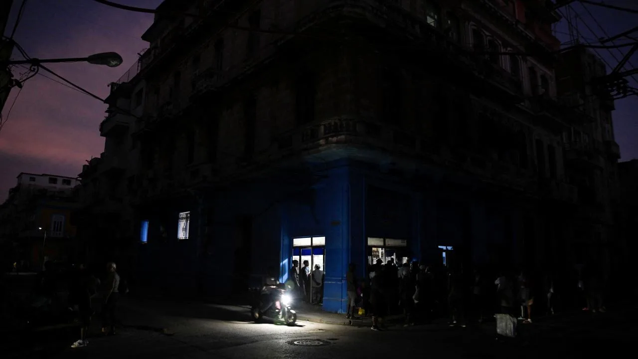 Küba'da santral arızası batıda geniş çaplı elektrik kesintisi yarattı