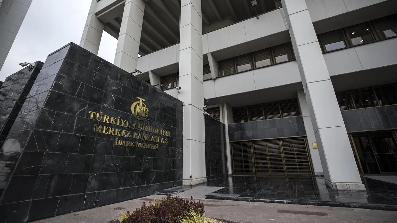 Merkez Bankası vadeli döviz satımıyla kur dengesine odaklandı