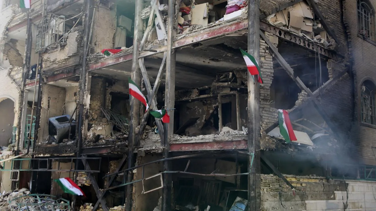 Tahran'da ABD ve İsrail saldırılarıyla sivil kayıplar arttı