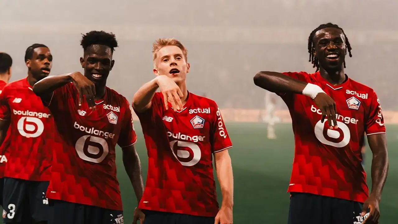 14 dakikada 3 gol: Lille, Lens'i sahadan sildi