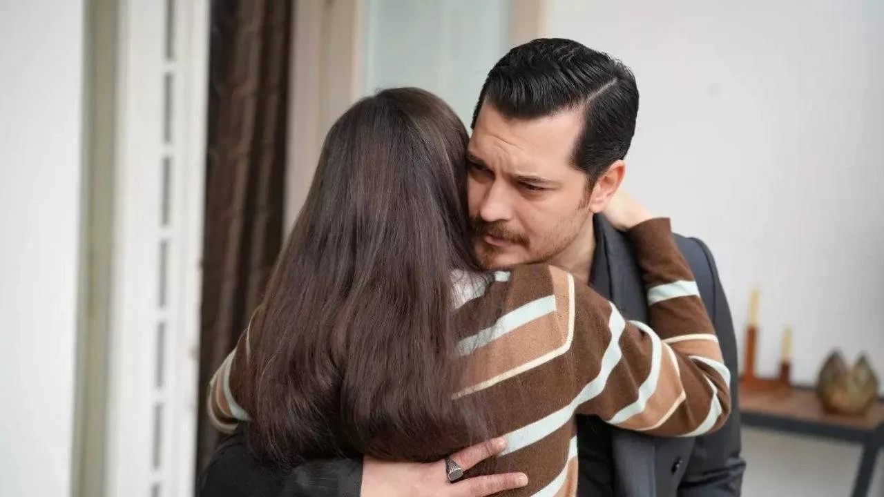 TV yayın akışı 15 Nisan Çarşamba! Bugün hangi kanalda ne var? Günün filmleri ve dizileri neler?