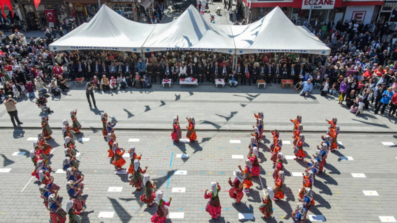 23 Nisan kutlamaları iptal mi oldu?