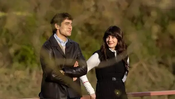 TV yayın akışı 26 Nisan Pazar! Bugün hangi kanalda ne var?