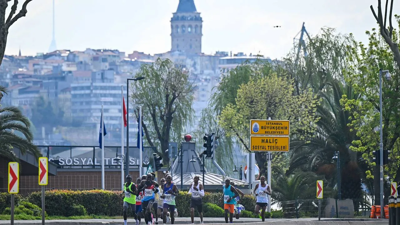 İstanbul Yarı Maratonu'nu erkekler ve kadınlarda kazananlar belli oldu