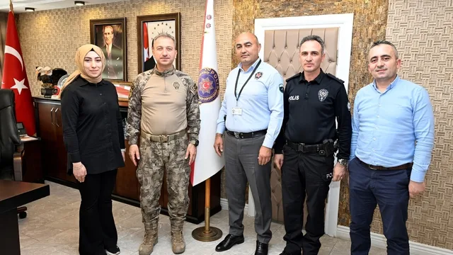 Amasya'da güvenlik görevlisi, 909 bin TL'lik dolandırıcılığı önledi