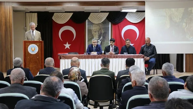 Amasya Merzifon'da Köylere Hizmet Birliği Genel Kurulu Yapıldı