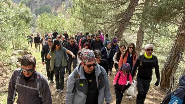 Ankara'da doğaseverler Tekke Dağı'nda buluştu