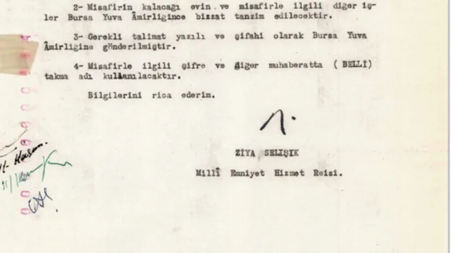 Ankara: MİT, Humeyni'nin Türkiye'deki ikametine dair gizli belgeyi paylaştı