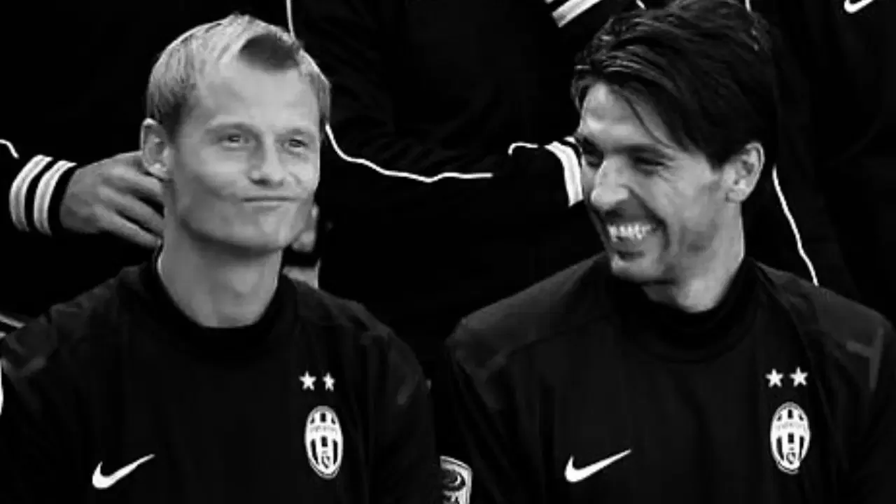 Arsenal ve Juventus'un eski kalecisi Alexander Manninger yaşamını yitirdi