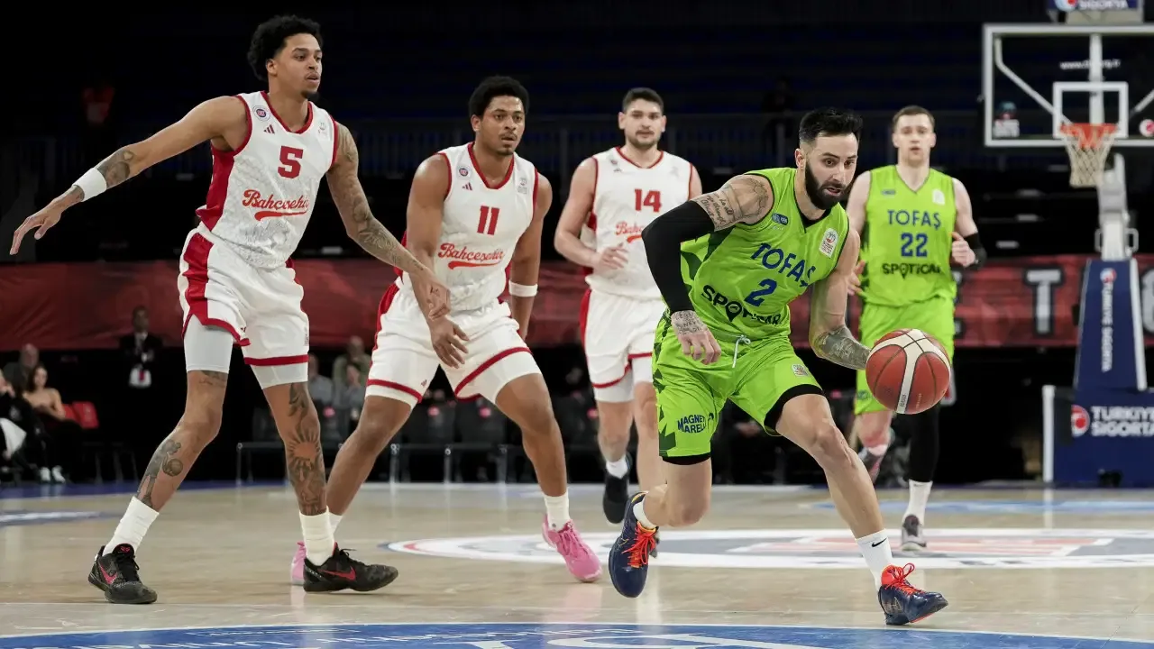 Bahçeşehir Koleji kendi evinde kazandı!