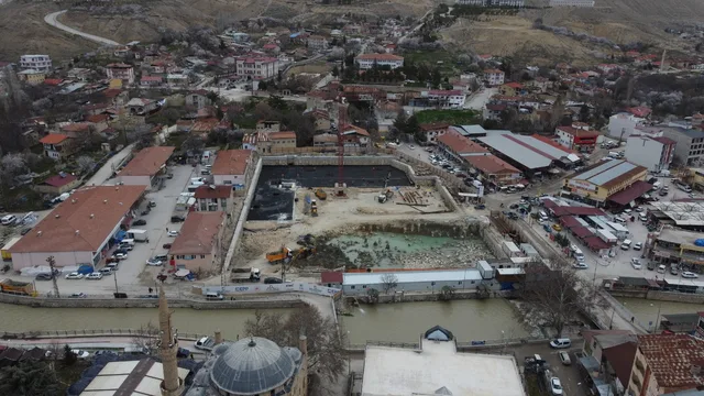 Darende'de 251 iş yerli yeni çarşı projesinde sona yaklaşıldı