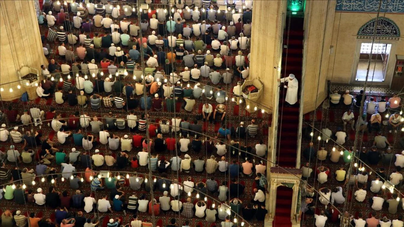 Cuma hutbesinin konusu nedir?