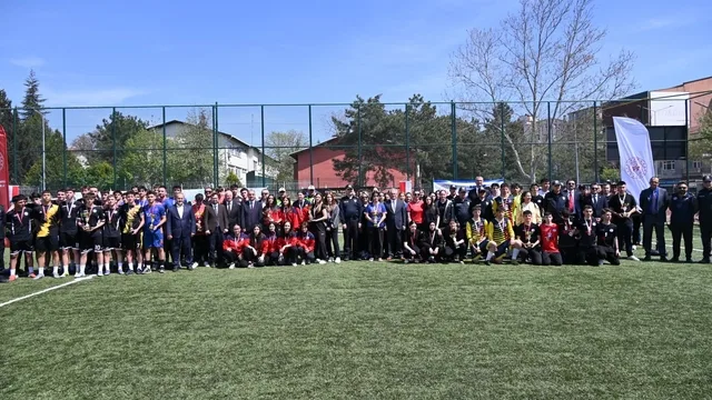 Edirne'de "Sokaklar Bizim" Futbol Turnuvası Sona Erdi