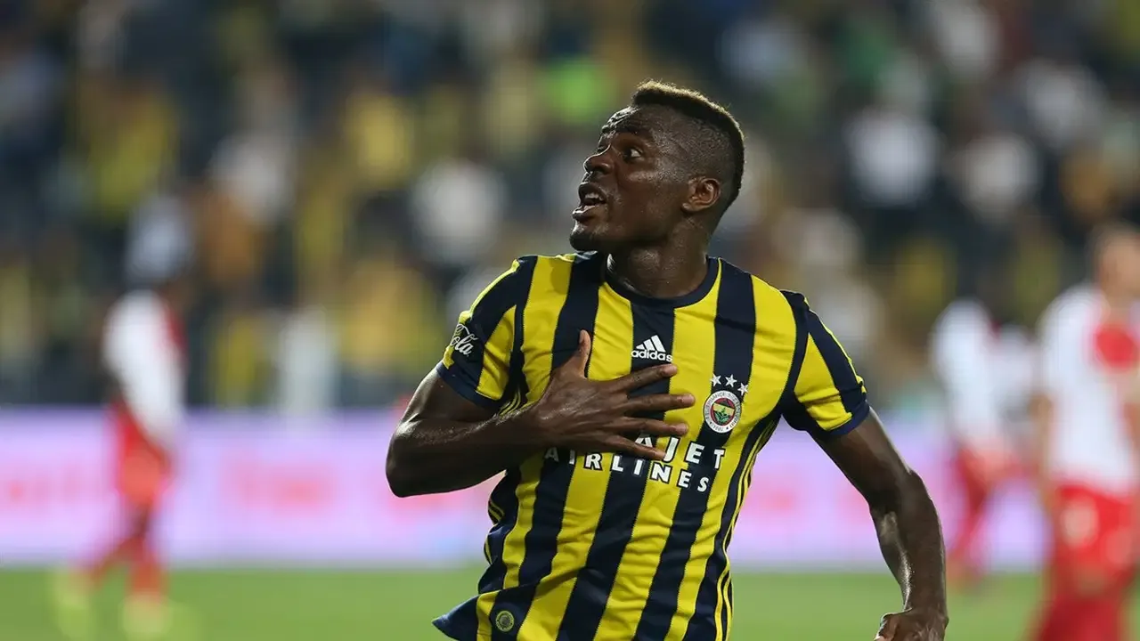 Emmanuel Emenike'den sürpriz paylaşım: 'Aziz başkansız olmayacak'