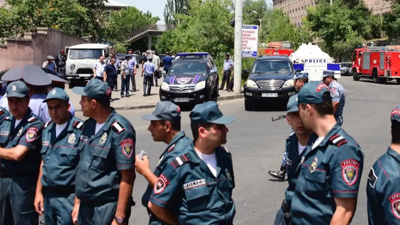 Ermenistan’da seçim öncesi siyasi gerilim tırmanıyor: Rusya yanlısı partiye operasyon