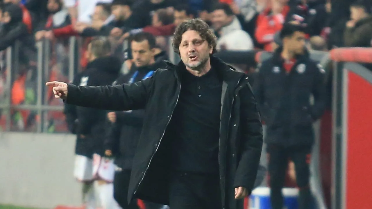 Fatih Tekke'den Galatasaray ve Fenerbahçe sözleri: 'Türkiye'nin en iyi iki kadrosu yok'