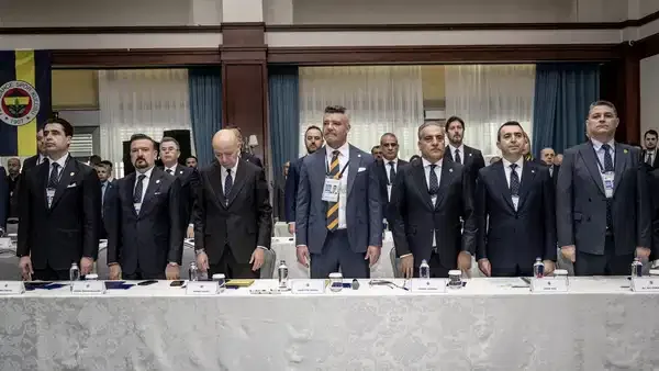 Galatasaray mağlubiyetinin ardından... Fenerbahçe'de yönetim kurulu toplanıyor