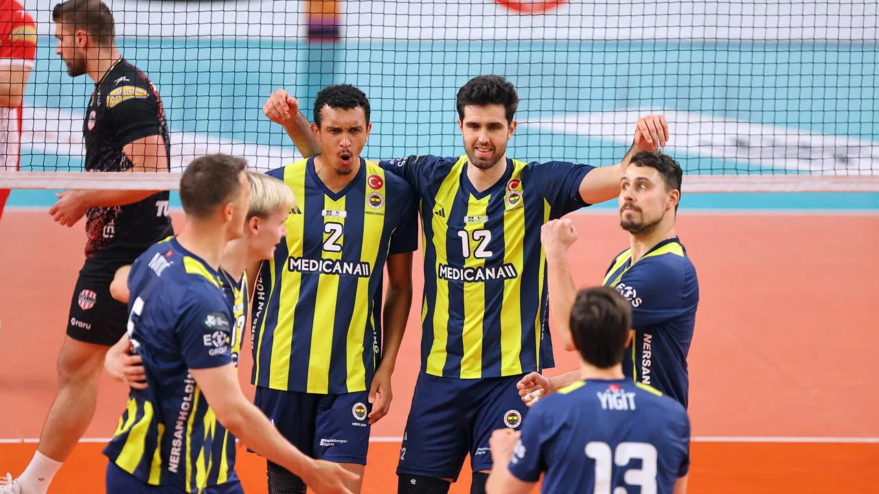 Seride 1-0 öne geçti: Fenerbahçe Medicana, İstanbul Gençlik'i mağlup etti