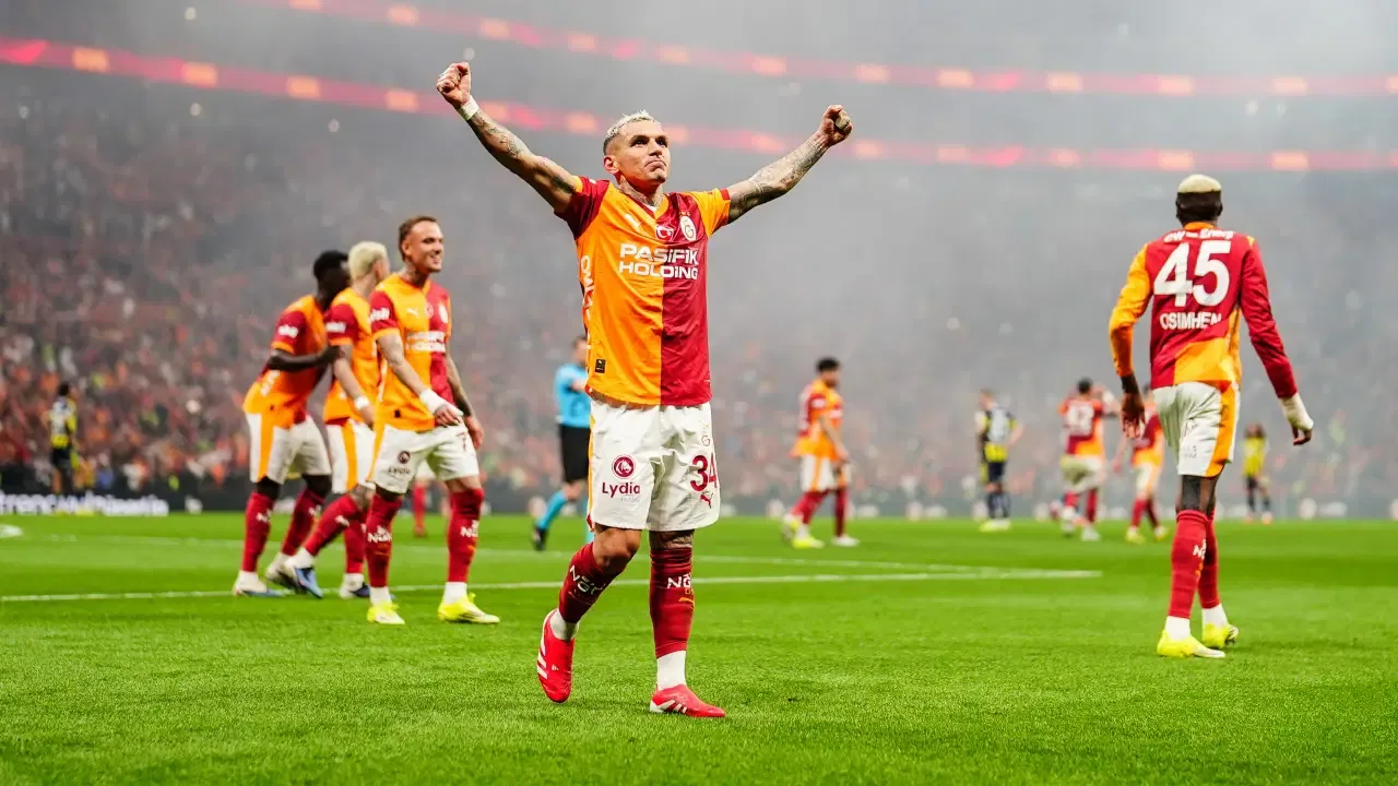 Derbi galibiyetinin ardından... Galatasaray'dan art arda paylaşımlar!