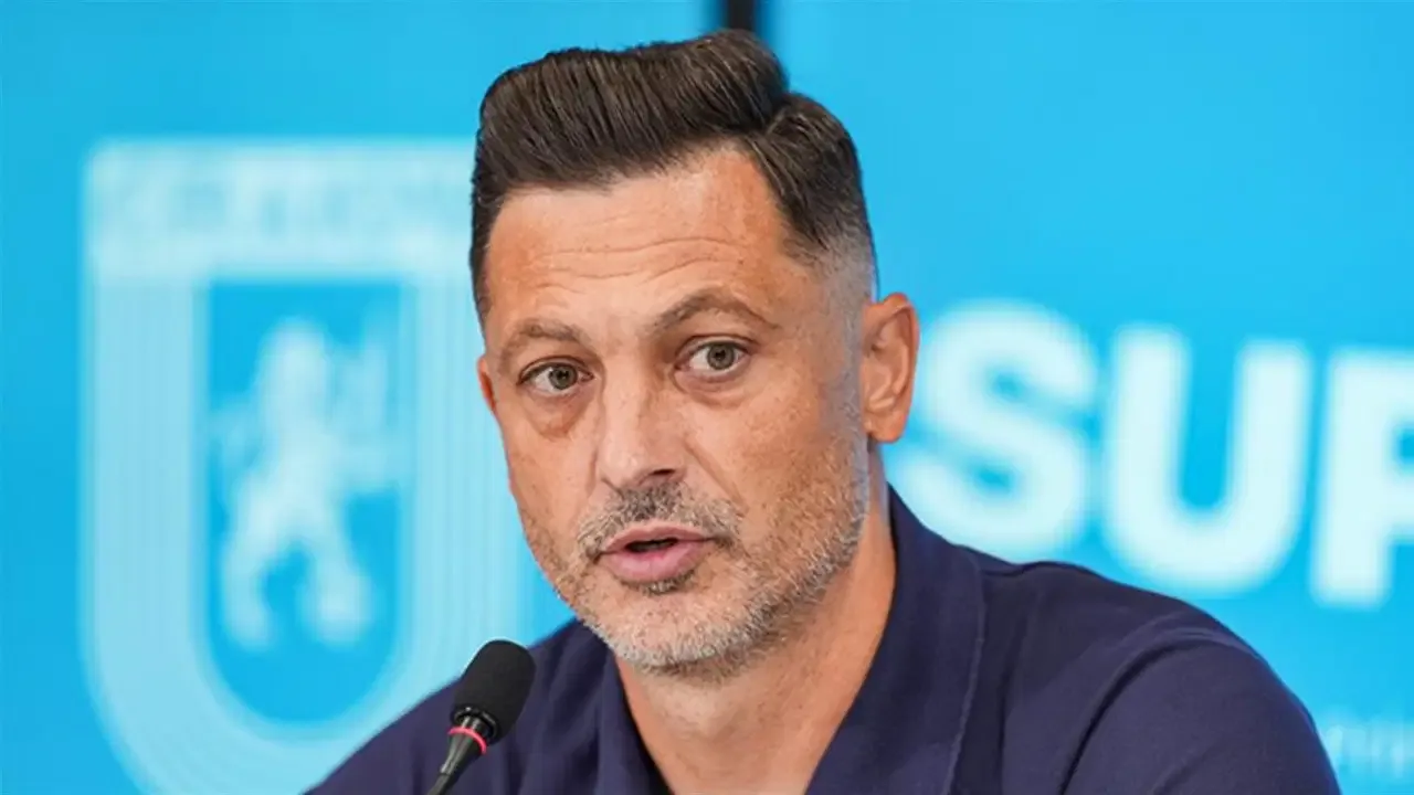 Burak Yılmaz ile yollar ayrılmıştı: Gaziantep FK'de Mirel Radoi dönemi