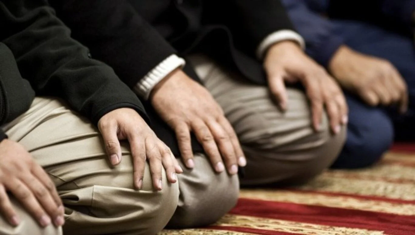 Cuma namazı saat kaçta?