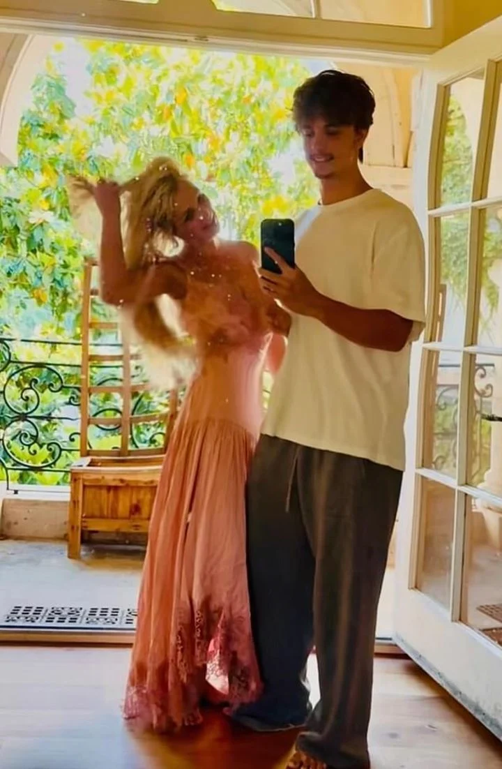 Oğulları ikna etti