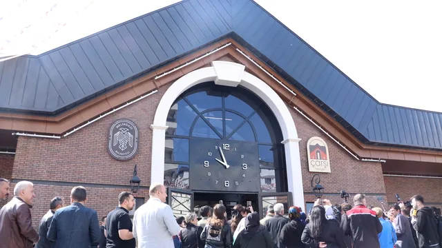 Kayseri'de Türkiye'nin ilk gıda çarşısı Çarşı Melikgazi açıldı