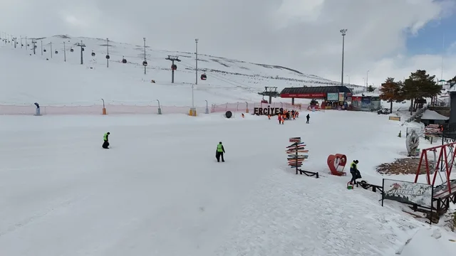 Kayseri Erciyes'te Çevre Temizliği: Atıklar Geri Dönüşüme Kazandırılıyor