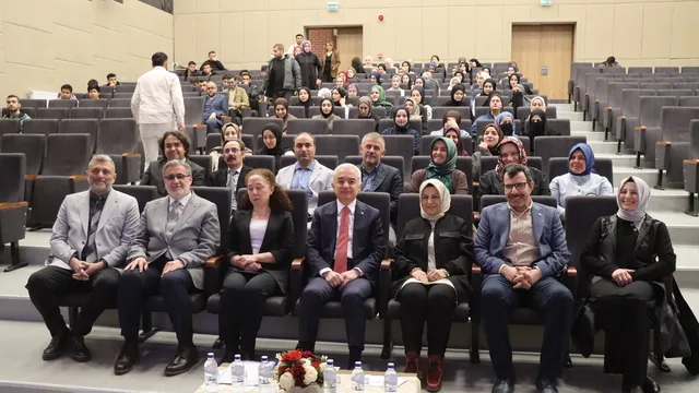 Kırklareli'nde İslam ve Kadın Konferansı: Kadın Değerli Bir Varlık
