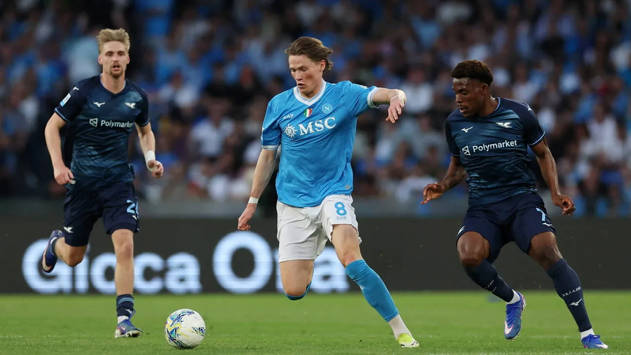 Napoli'nin serisini Lazio bitirdi: Inter şampiyonluk için geri sayıma geçti